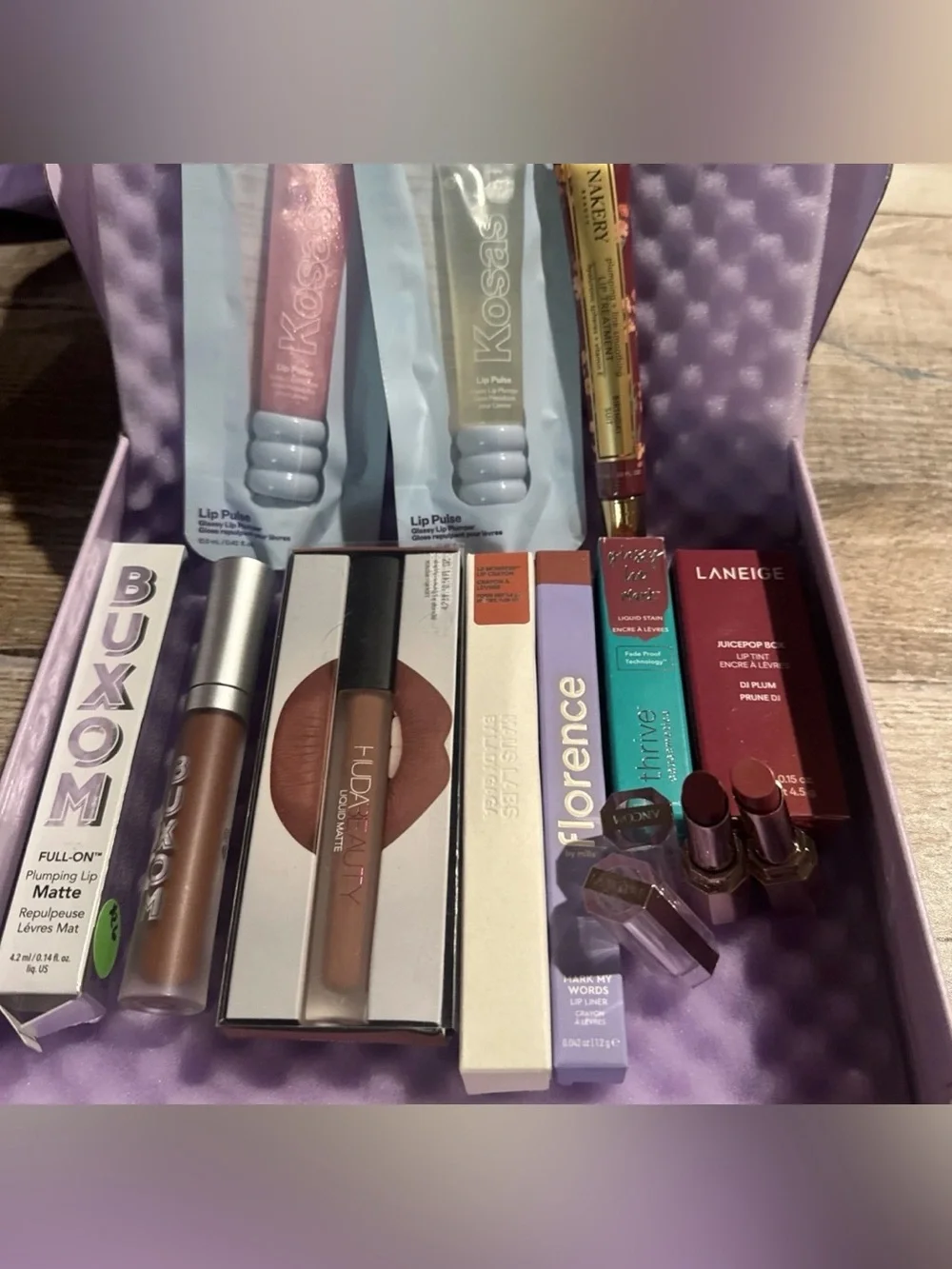 11 PCS Kosas Huda Beauty Buxom Lancôme Laneige Florence by Mills NAKERY A15 Lot